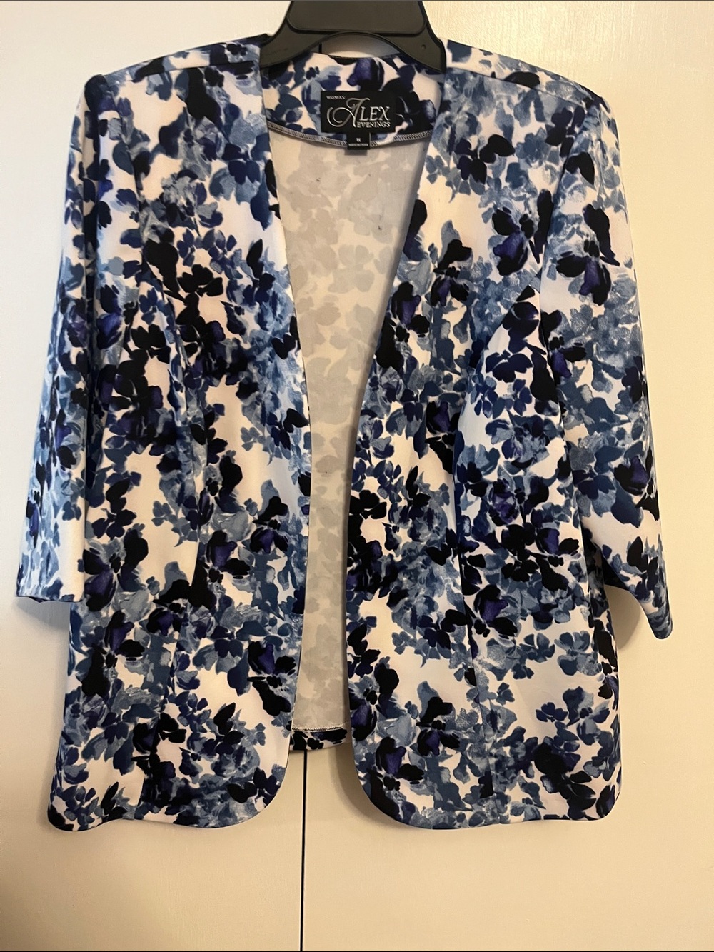 1X Alex Evenings Navy and White Floral Open Blazer and shell